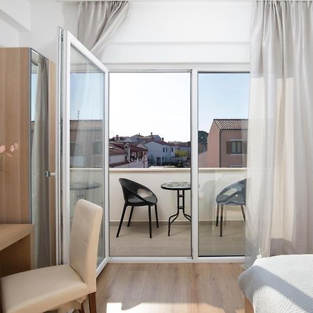 Apartmant & Rooms Villa Rosa Medulin Pomer Buitenkant foto