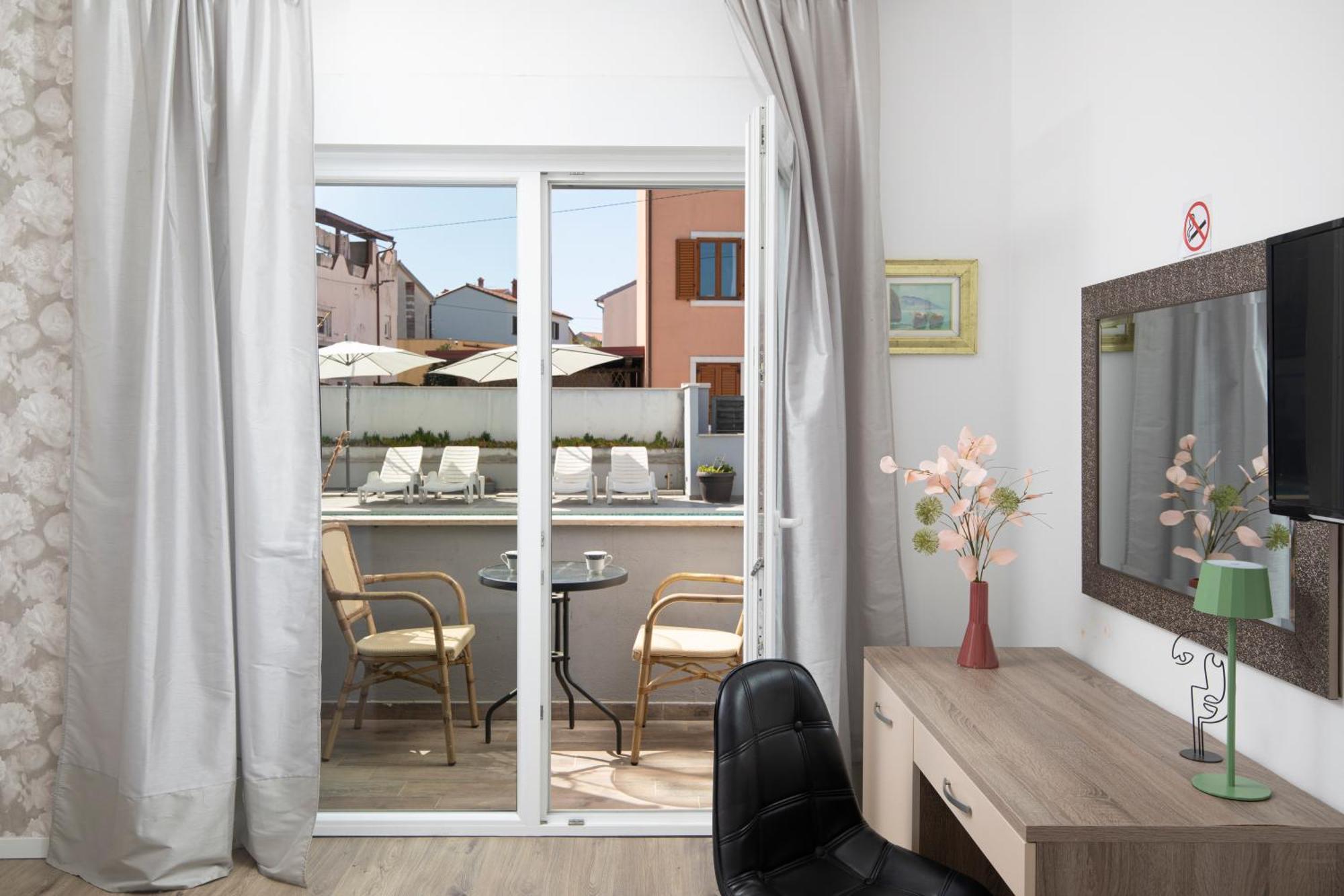 Apartmant & Rooms Villa Rosa Medulin Pomer Buitenkant foto